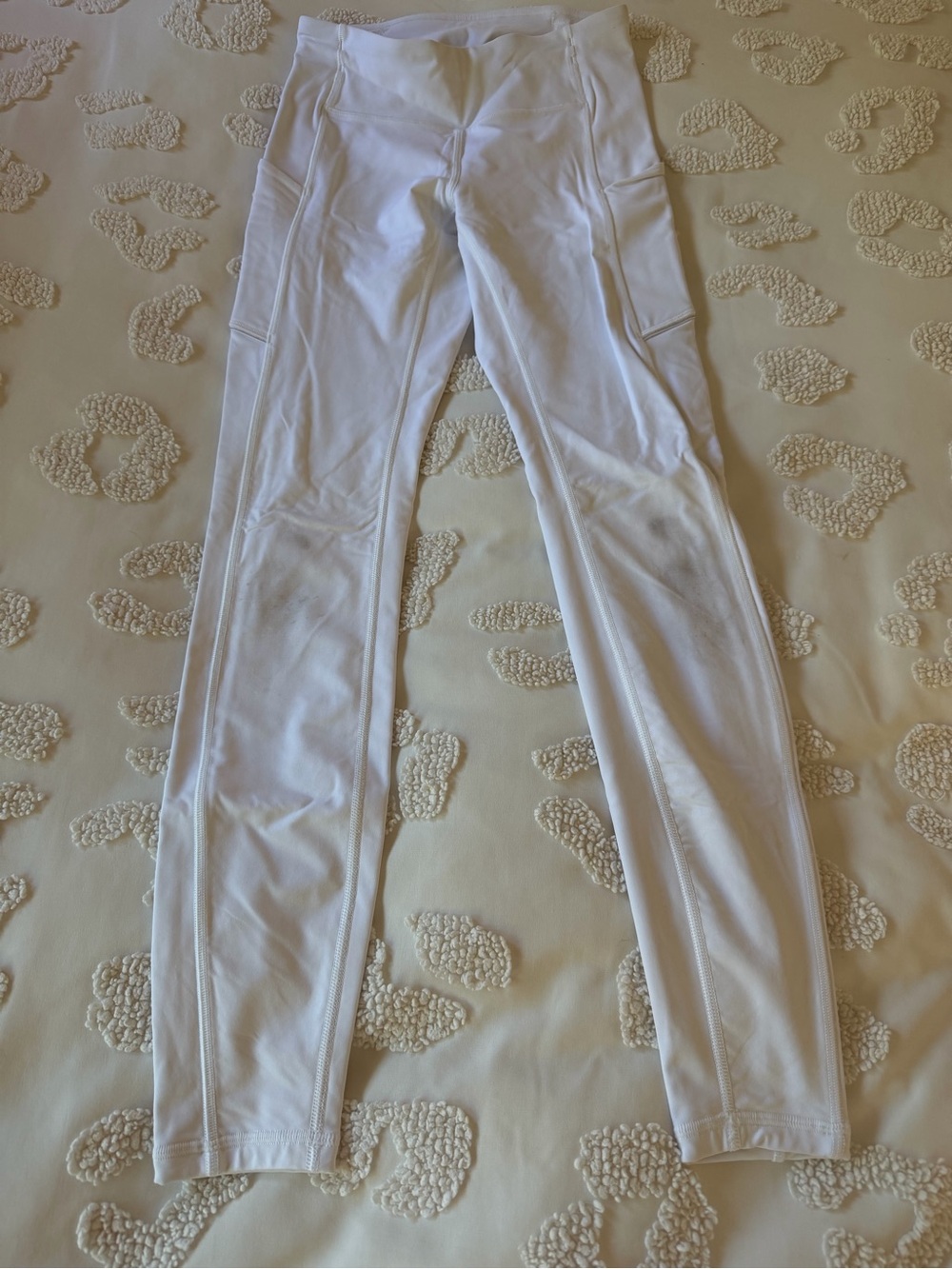 lululemon athletica cream leggings with gray logo